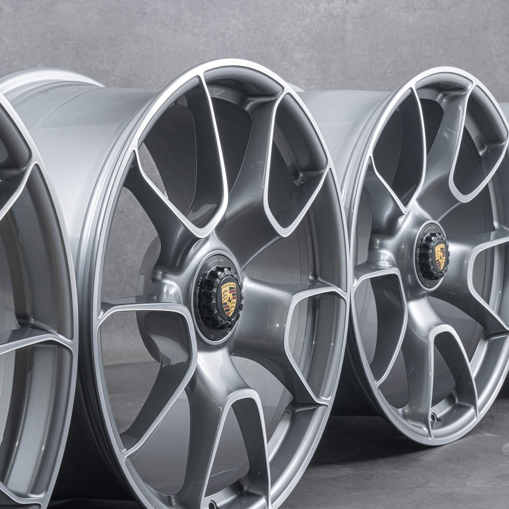 Porsche - ラウドルップ Original Porsche 992 Turbo S rims 20 21 inch 992601025AG