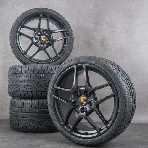 Porsche 991 997 Alufelgen Winterreifen 235/40 R 18 factory 99% AB0*4